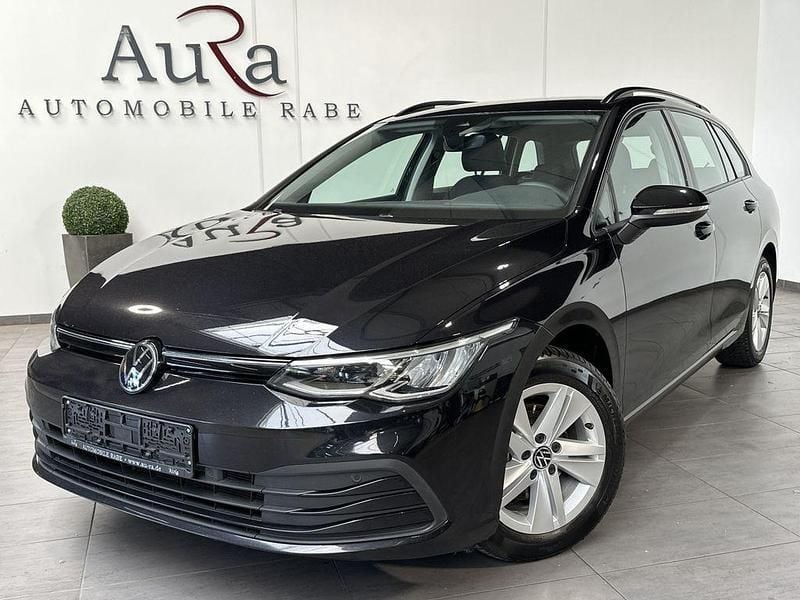 Schwarz Gebraucht 2022 VW Golf VIII Life Kombi | 21.749 € (Fairer Preis) - Bild 1/4