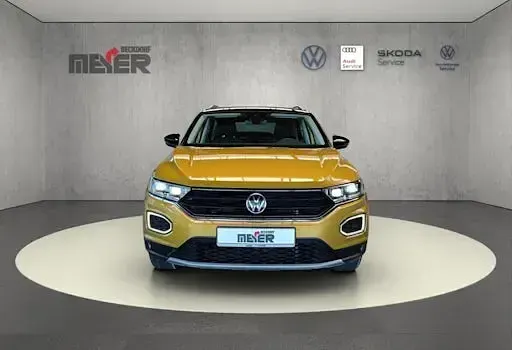 Gebraucht VW T-Roc Active 150 PS (110 kW) 2021 Kurkumagelb SUV
