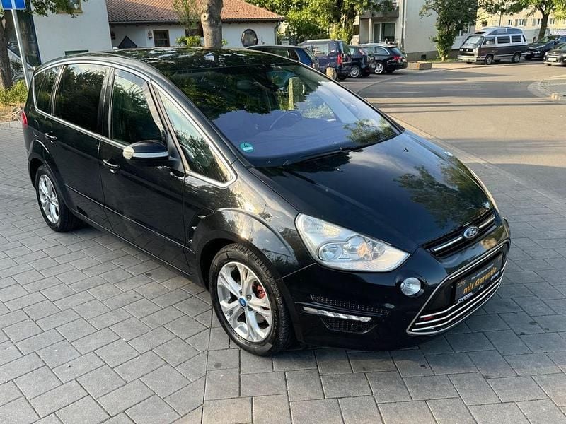 Gebraucht Ford S-MAX Titanium 163 PS (119 kW) 2013 Schwarz Van / Kleinbus