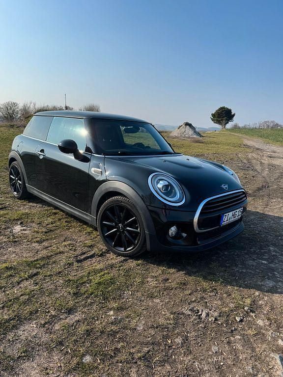 Gebraucht Mini Cooper 136 PS (100 kW) 2019 Schwarz Kleinwagen