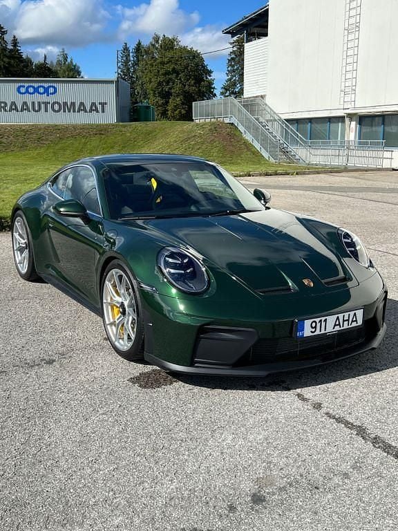 Grün Neu 2025 Porsche 992 | 269.000 € - Bild 1/4