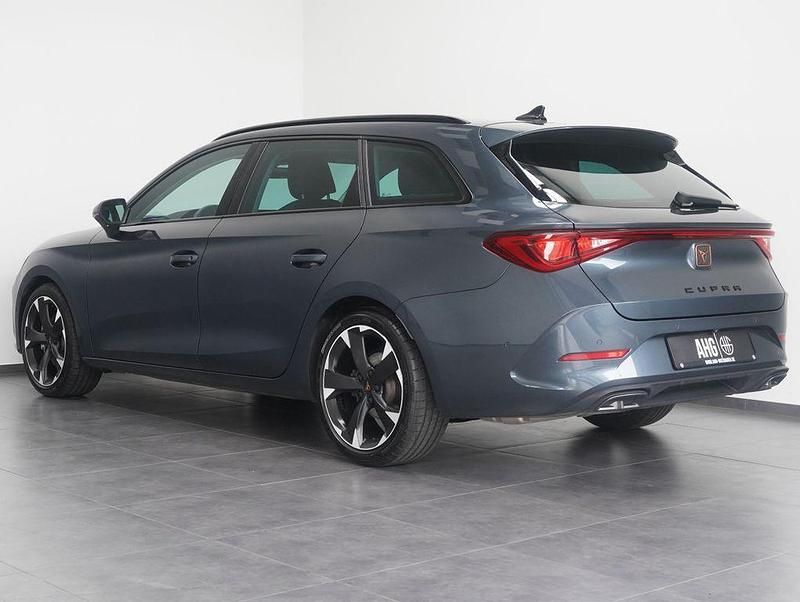 Gebraucht Cupra Leon 190 PS (139 kW) 2023 Grau Limousine