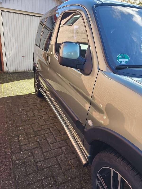 Gebraucht Peugeot Partner 109 PS (80 kW) 2004 Van / Kleinbus