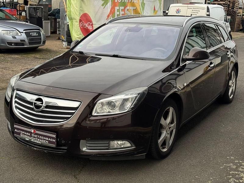 Gebraucht Opel Insignia Innovation 160 PS (117 kW) 2011 Braun Kombi