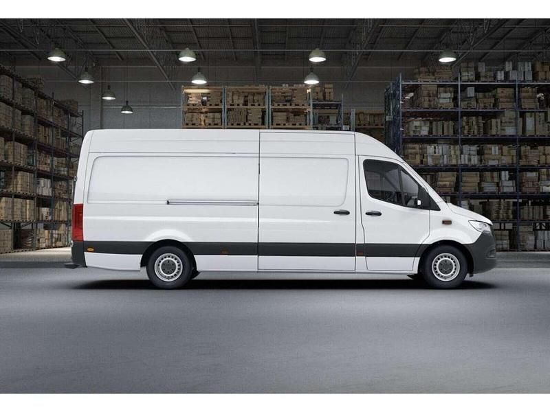 Gebraucht Mercedes Sprinter 170 PS (125 kW) 2024 Arktikweiß Van