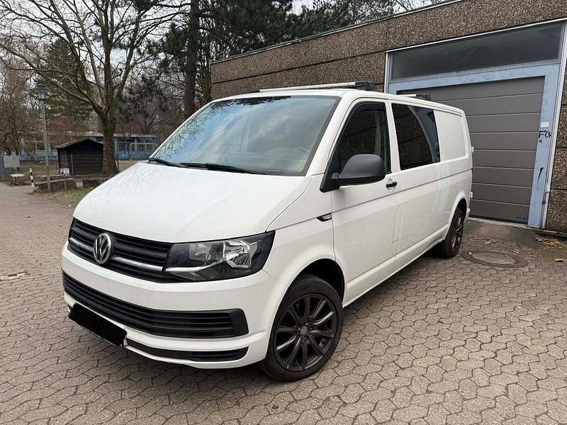Gebraucht VW Transporter 150 PS (110 kW) 2019 Weiß Van