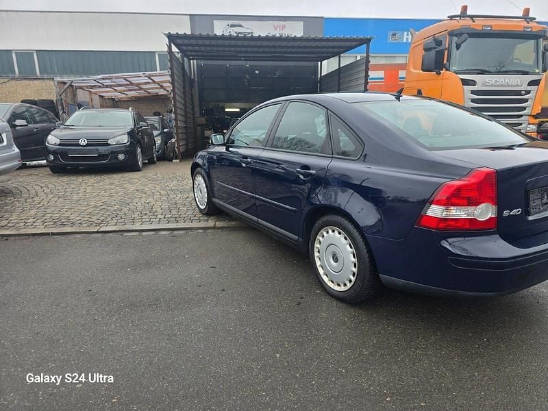 Gebraucht Volvo S40 Kinetic 140 PS (102 kW) 2004 Blau Limousine