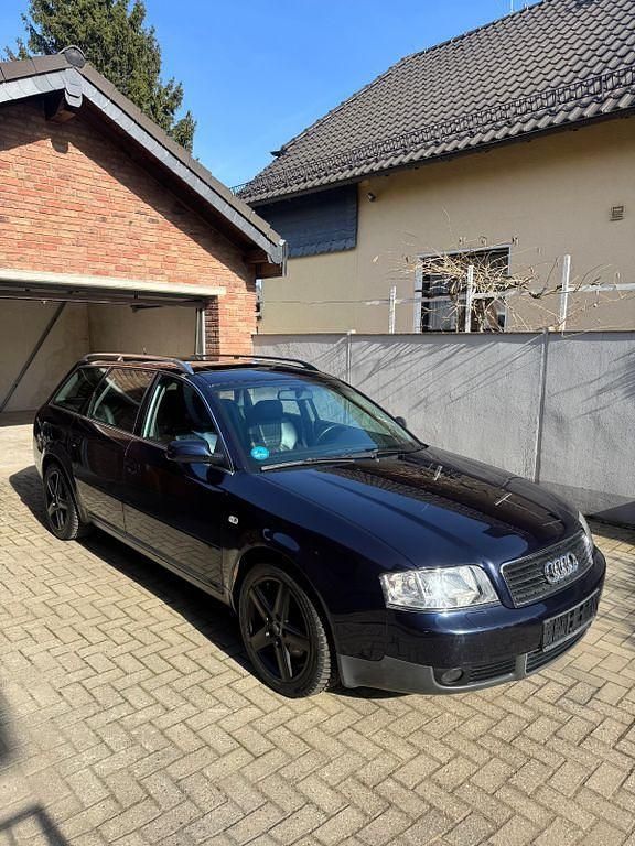 Gebraucht Audi A6 Sport 155 PS (114 kW) 2001 Blau Kombi