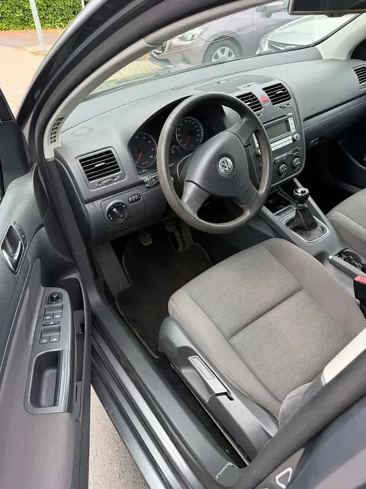 Gebraucht VW Golf VI Edition 80 PS (58 kW) 2008 United grey metallic Kleinwagen