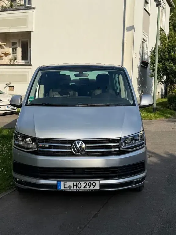 Gebraucht VW Multivan 204 PS (150 kW) 2016 Silber Van / Kleinbus