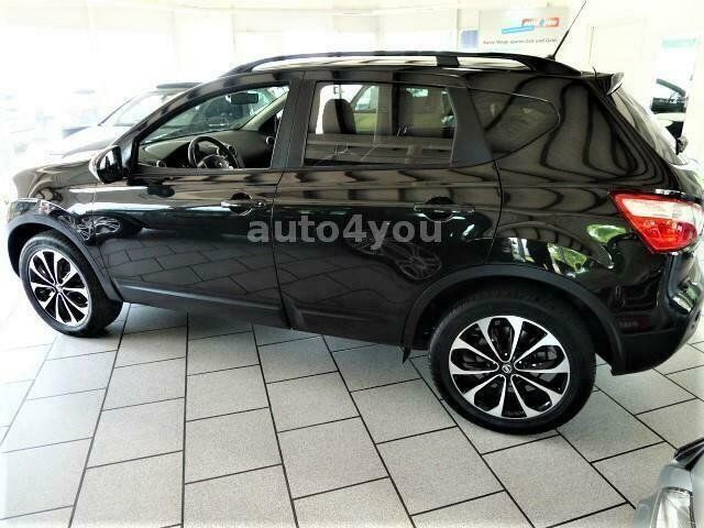 Gebraucht Nissan Qashqai 360º 117 PS (86 kW) 2013 Schwarz metallic SUV