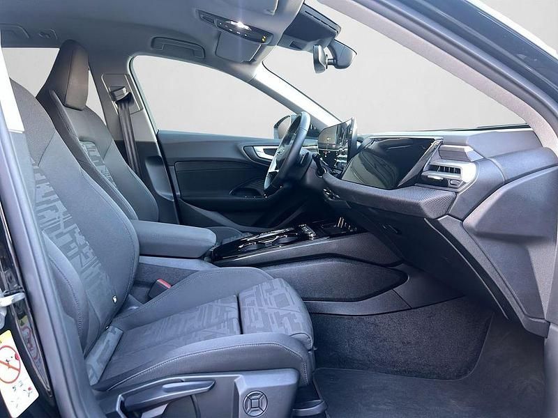 Gebraucht Audi A5 Ambiente 150 PS (110 kW) 2025 Mythosschwarz metallic (metallic) Coupé