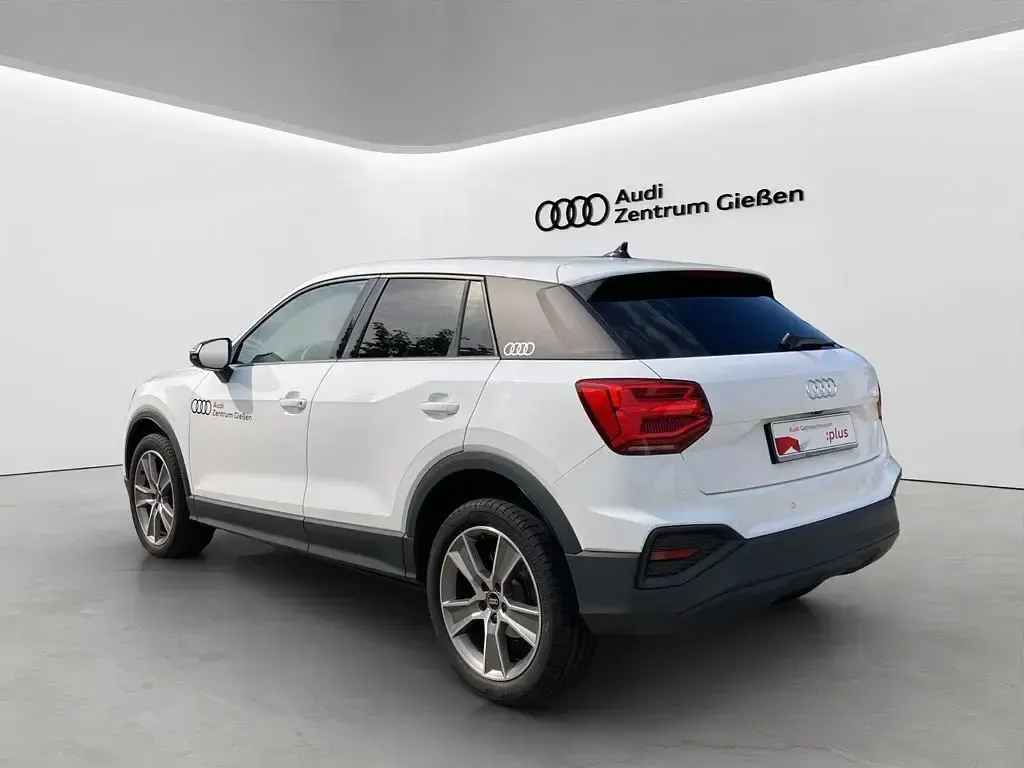 Gebraucht Audi Q2 Sport 116 PS (85 kW) 2025 Grau SUV
