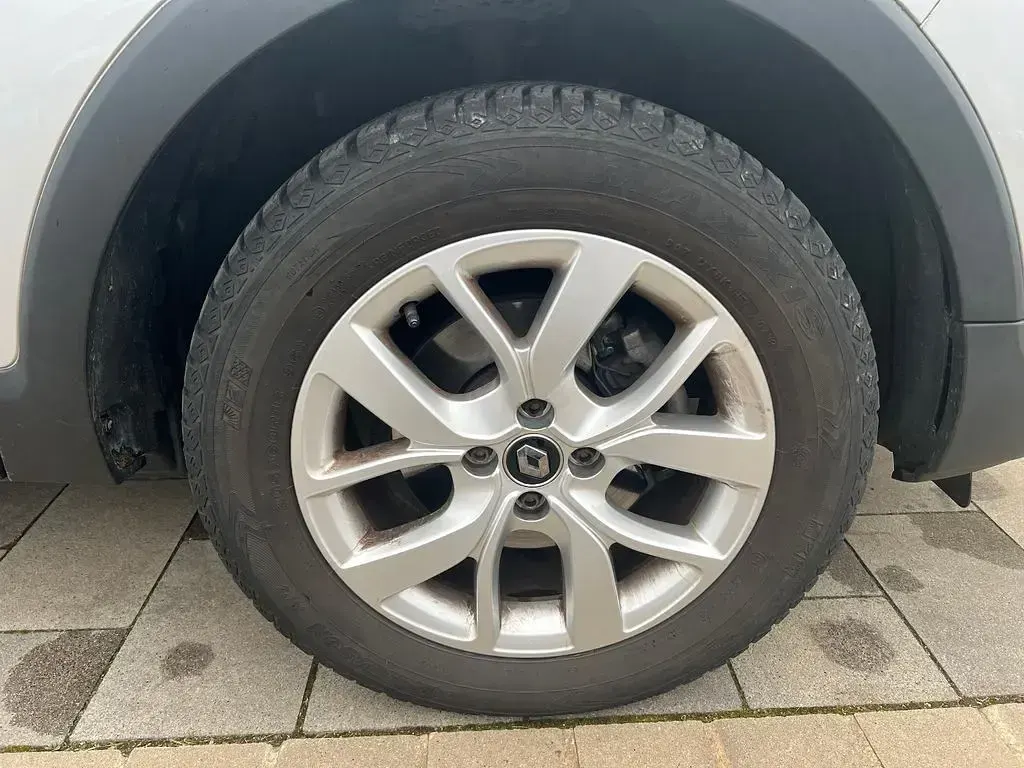 Gebraucht Renault Captur LIMITED 131 PS (96 kW) 2019 Silber SUV
