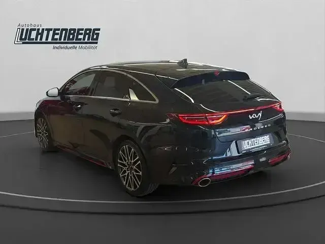 Gebraucht Kia ProCeed GT 204 PS (150 kW) 2024 Schwarz Kombi