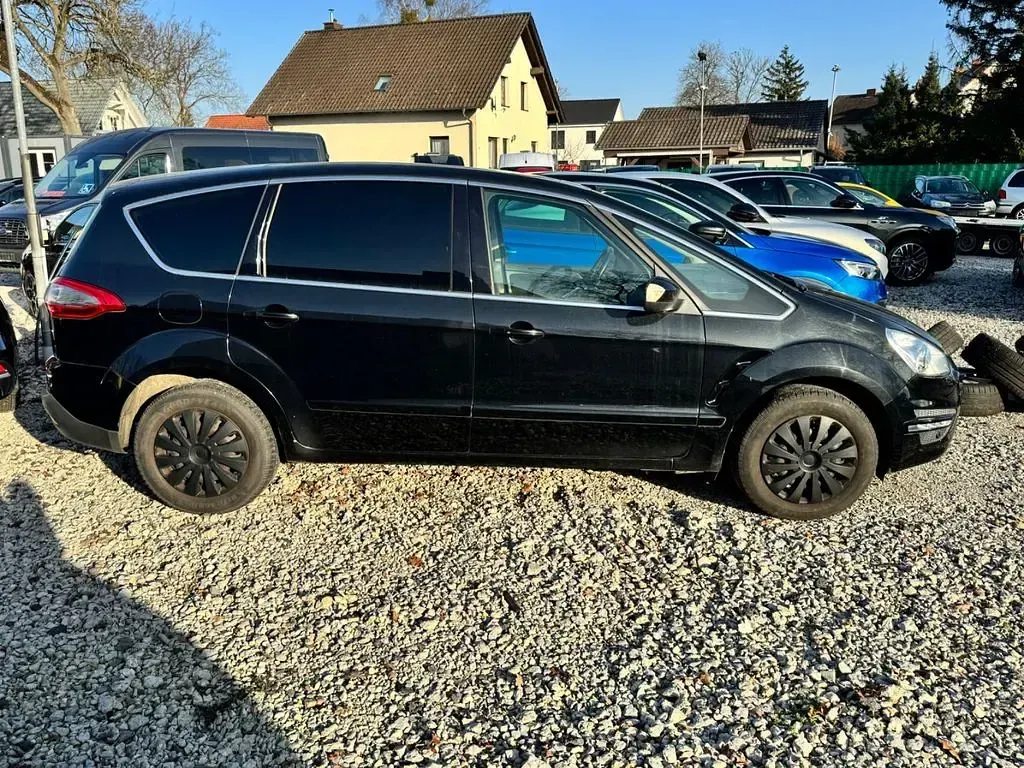 Gebraucht Ford S-MAX Titanium 160 PS (117 kW) 2012 Schwarz Van / Kleinbus