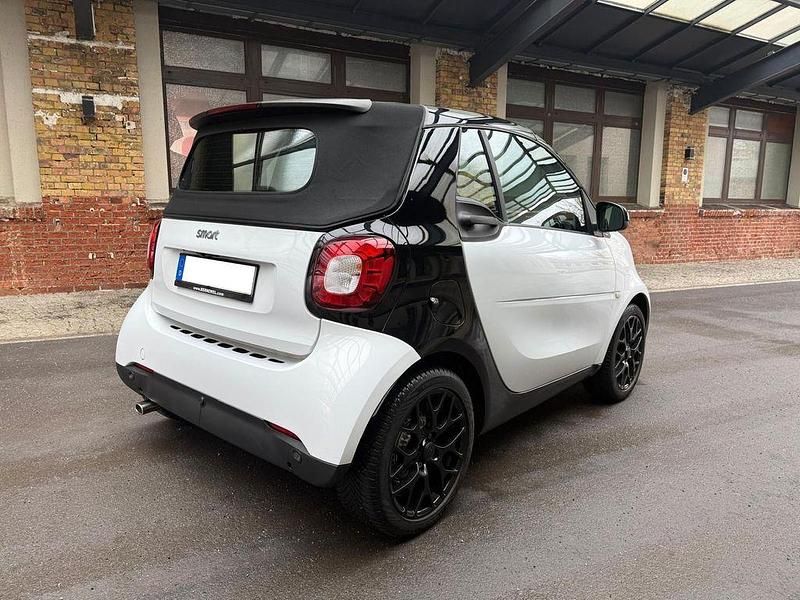 Gebraucht Smart ForTwo Cabrio 90 PS (66 kW) 2017 Weiß Cabrio