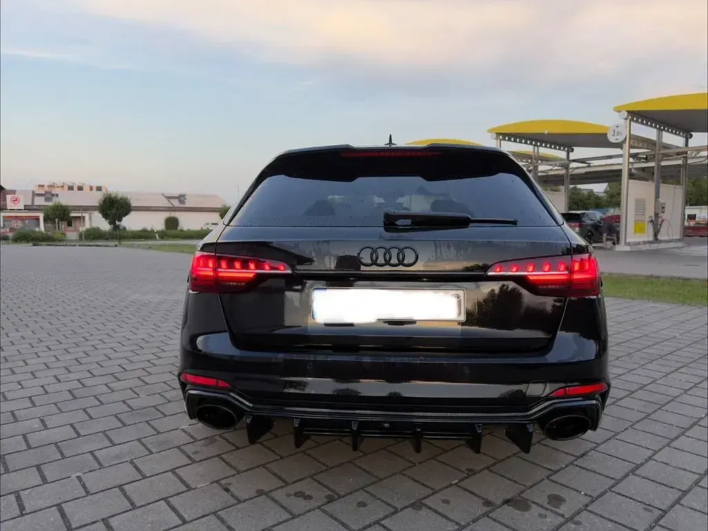 Gebraucht Audi RS4 Sport 450 PS (330 kW) 2021 Schwarz Kombi