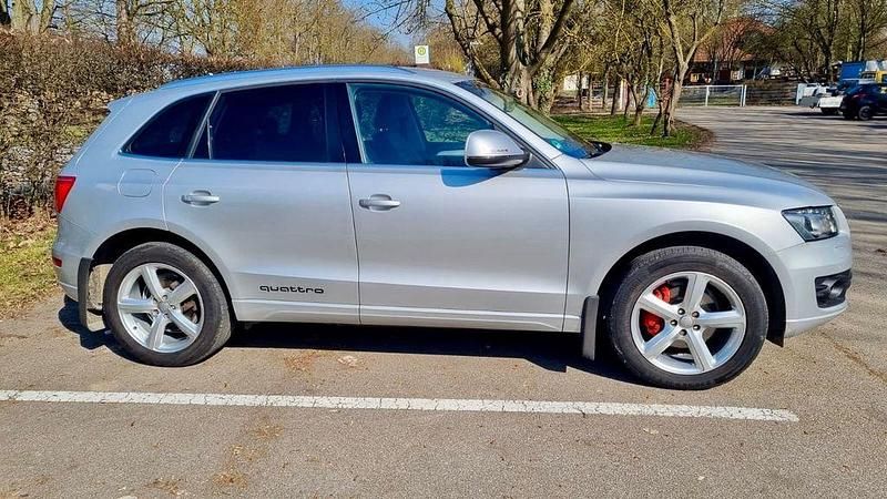 Gebraucht Audi Q5 170 PS (125 kW) 2010 Silber SUV