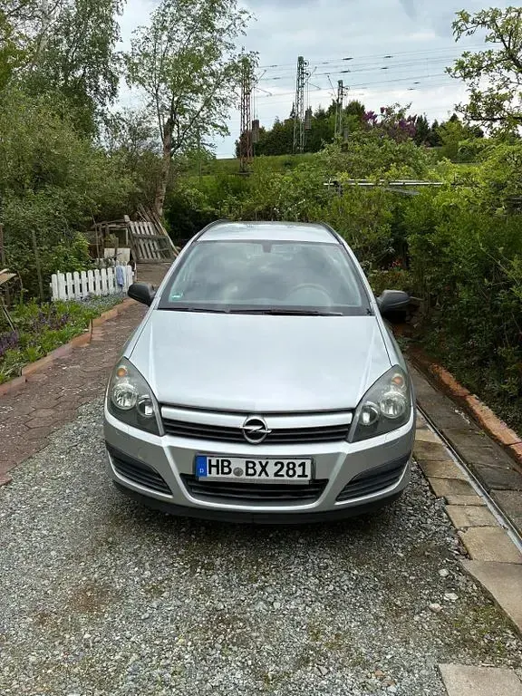Occasion Opel Astra 90 ch (66 kW) 2004 Argent Berline