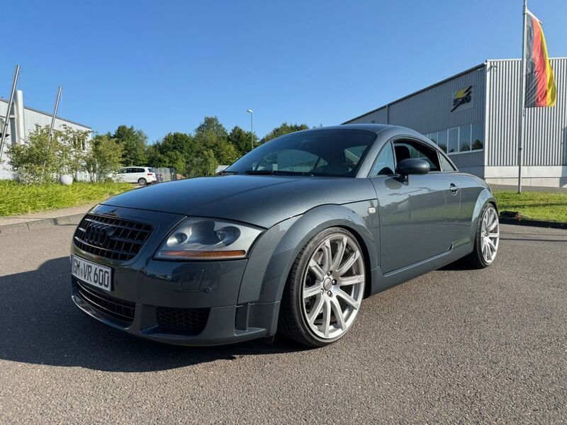 Grau Gebraucht 2004 Audi TT Exclusive Coupé | 16.990 € (Teuer) - Bild 1/4