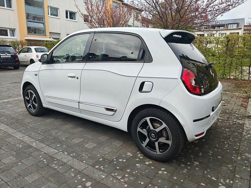 Gebraucht Renault Twingo Intens 92 PS (67 kW) 2019 Weiß Kleinwagen