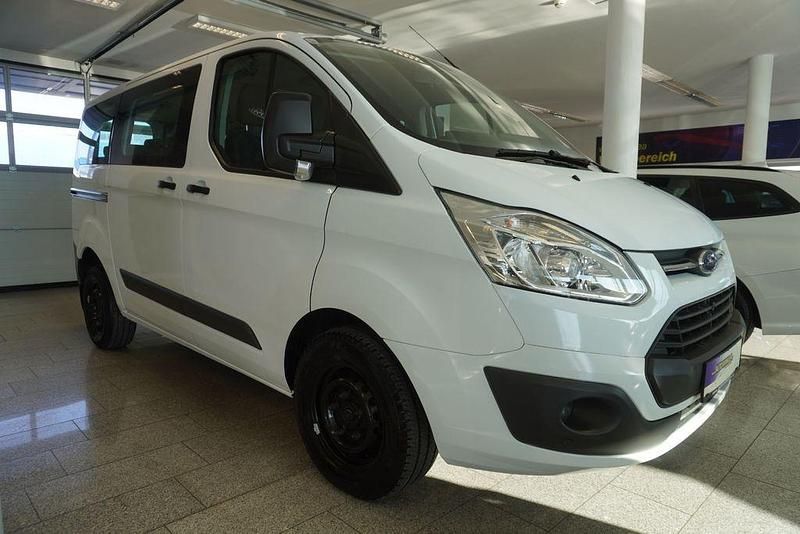 Gebraucht Ford Transit Trend 105 PS (77 kW) 2016 Weiß Van / Kleinbus