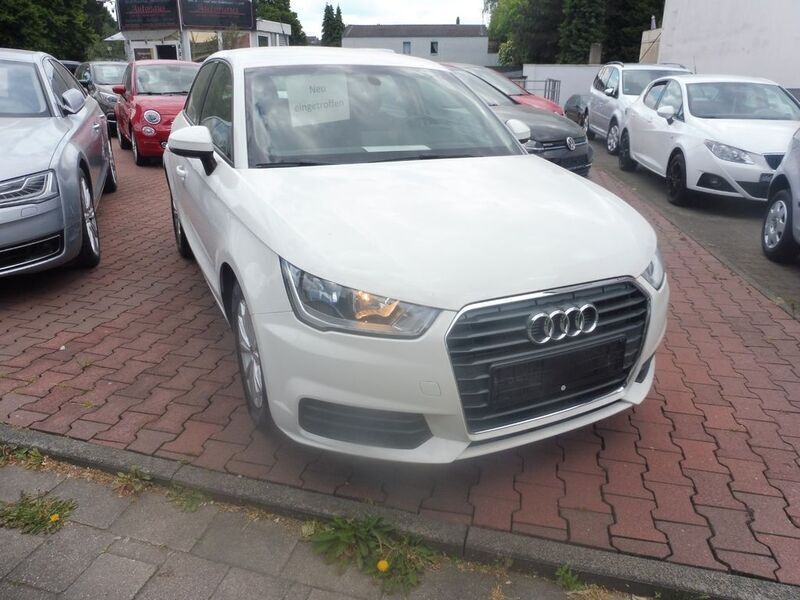 Gebraucht Audi A1 Sportback Design 95 PS (69 kW) 2015 Weiß Kleinwagen