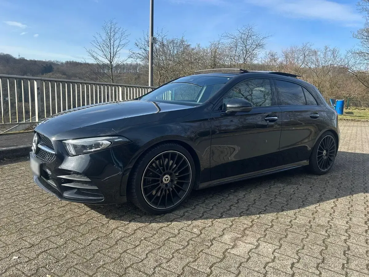 Gebraucht Mercedes A250 AMG 224 PS (164 kW) 2019 Schwarz Limousine