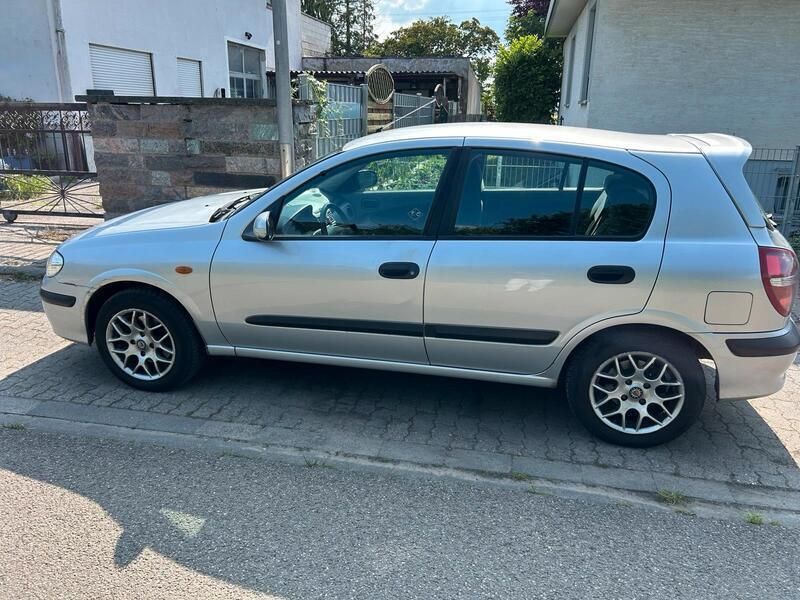 Silber Gebraucht 2002 Nissan Almera Kombi | 1.000 € (Guter Preis) - Bild 1/4