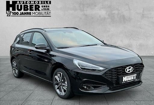 Neu Hyundai i30 Advantage 140 PS (102 kW) 2025 Schwarz Kombi