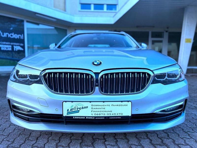 Silber Gebraucht 2017 BMW 540 Kombi | 25.000 € (Fairer Preis) - Bild 1/4