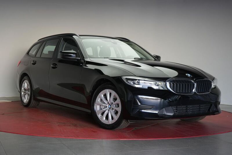 Schwarz Gebraucht 2020 BMW 330 Advantage Kombi | 23.990 € (Superpreis) - Bild 1/4