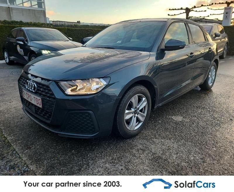 Grau Gebraucht 2022 Audi A1 Limousine | 16.456 € (Superpreis) - Bild 1/4