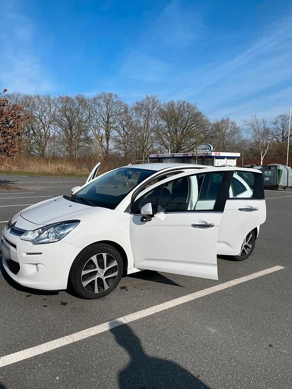 Gebraucht Citroën C3 68 PS (50 kW) 2016 Weiß Kleinwagen