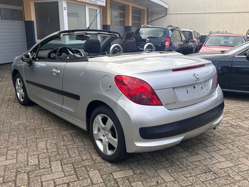 Gebraucht Peugeot 207 CC Sport 120 PS (88 kW) 2007 Grau Cabrio