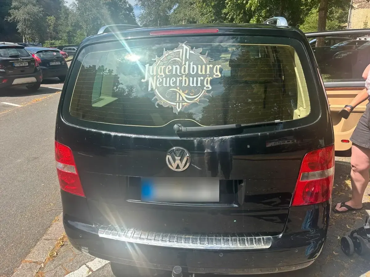 Gebraucht VW Touran 140 PS (102 kW) 2004 Schwarz Van / Kleinbus