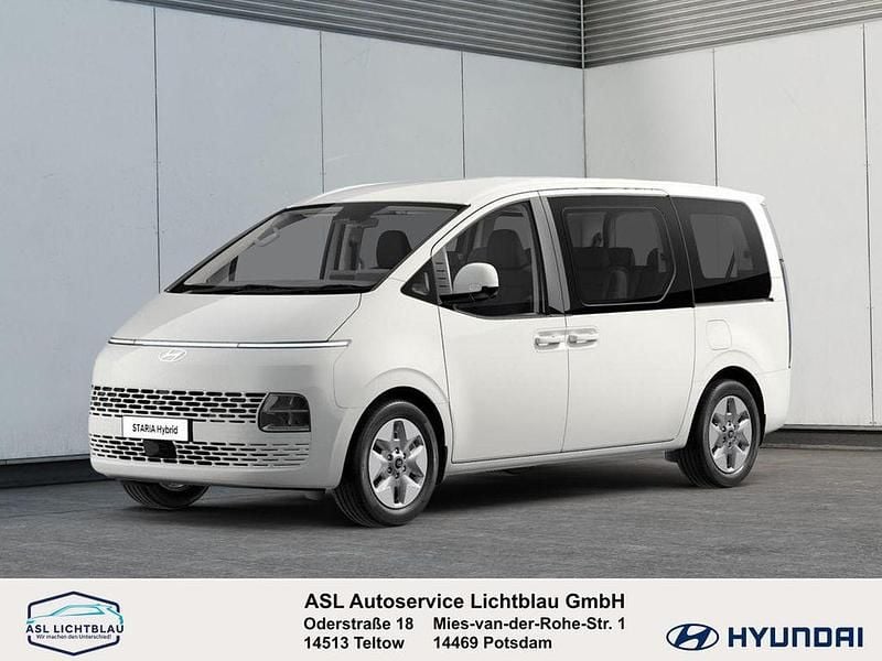 Creamy white Gebraucht 2025 Hyundai Staria Trend Van | 47.490 € - Bild 1/4