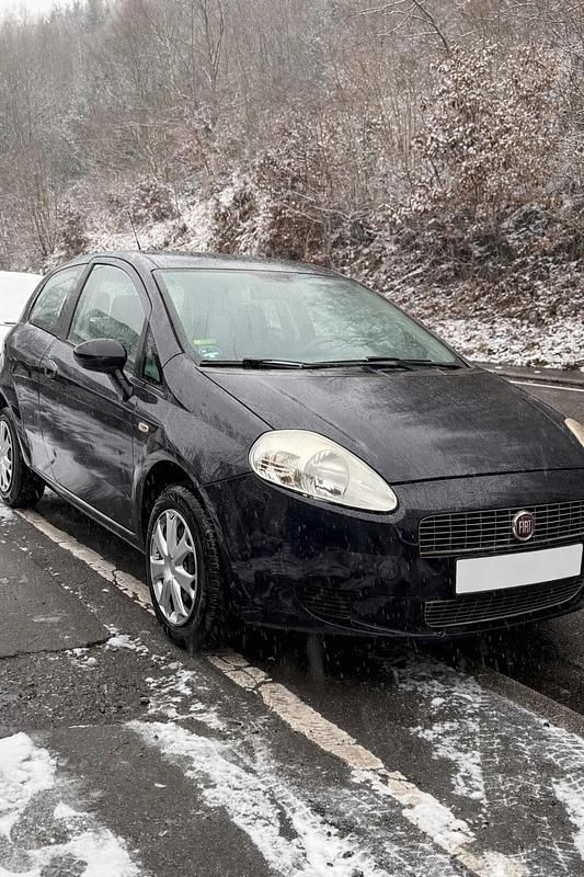 Blau Gebraucht 2009 Fiat Punto Kleinwagen | 1.599 € - Bild 1/4