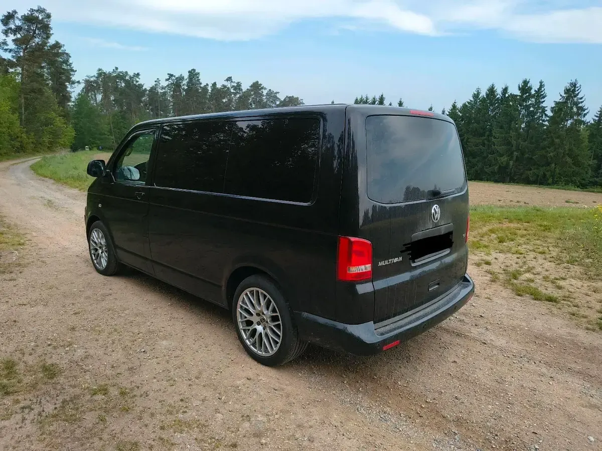 Gebraucht VW T5 102 PS (75 kW) 2013 Schwarz Van