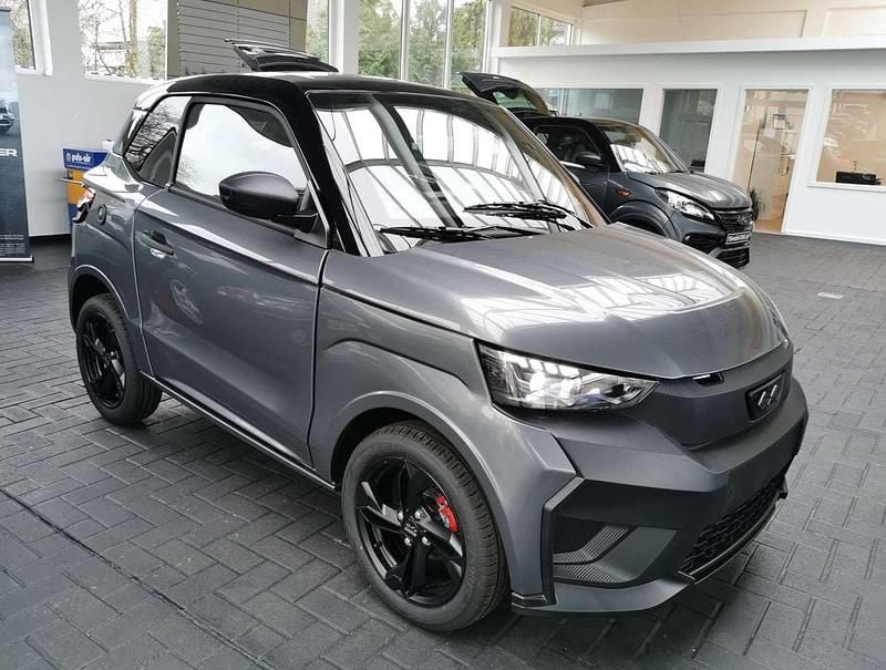 Neu Ligier JS50 2026 Samtgrün Kleinwagen