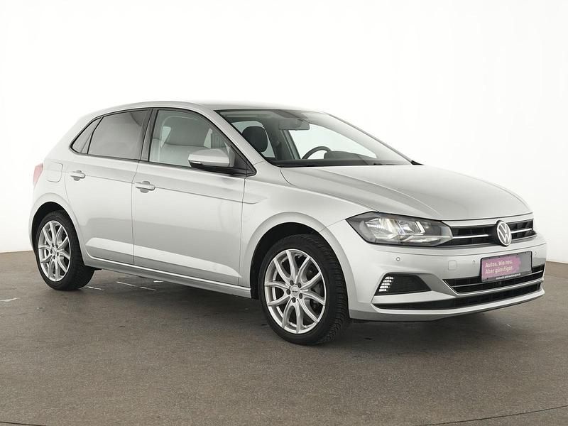 Gebraucht VW Polo Comfortline 95 PS (69 kW) 2021 Reflexsilber Kleinwagen