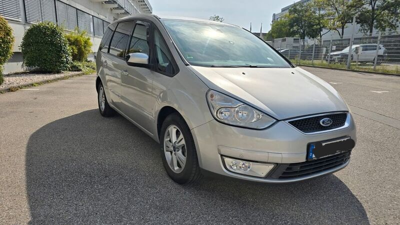 Silber Gebraucht 2009 Ford Galaxy Van / Kleinbus | 7.700 € (Teuer) - Bild 1/4