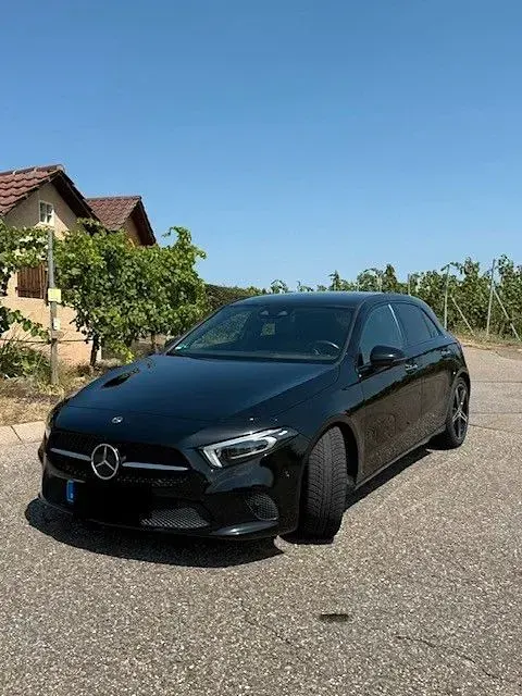 Gebraucht Mercedes A200 150 PS (110 kW) 2020 Schwarz Limousine