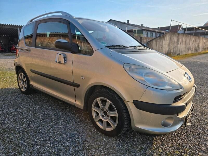 Grau Gebraucht 2006 Peugeot 1007 Premium Kleinwagen | 990 € (Superpreis) - Bild 1/4