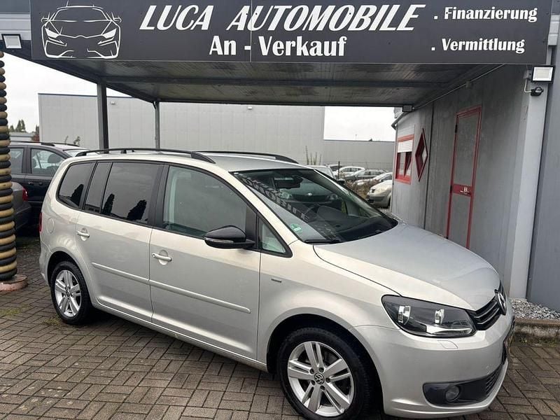 Gebraucht VW Touran Match 105 PS (77 kW) 2012 Silber Van / Kleinbus