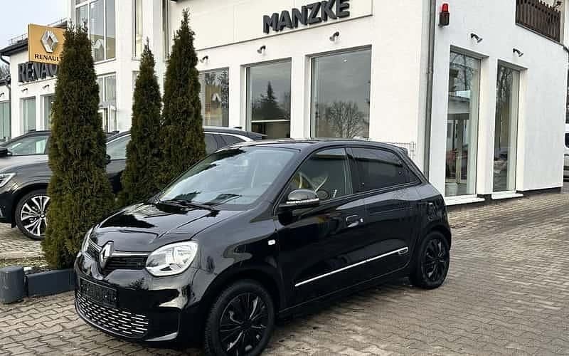 Sternenschwarz Gebraucht 2021 Renault Twingo Urban Night Kleinwagen | 12.990 € (Fairer Preis) - Bild 1/4