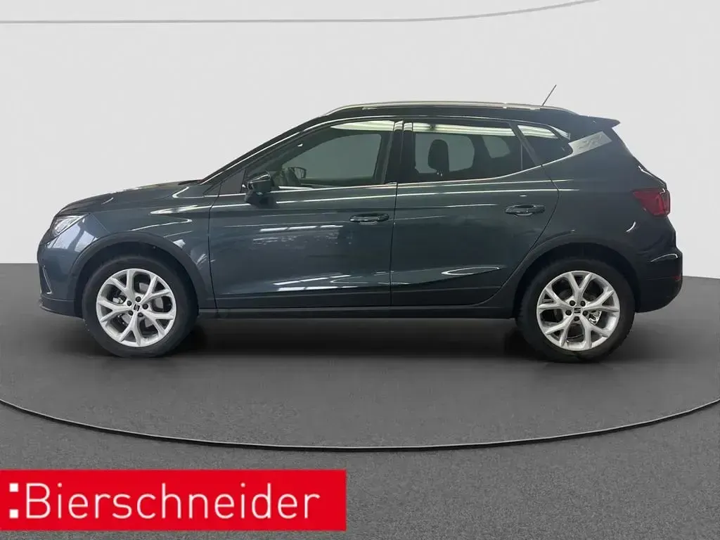 Gebraucht Seat Arona FR 110 PS (80 kW) 2023 Grau SUV