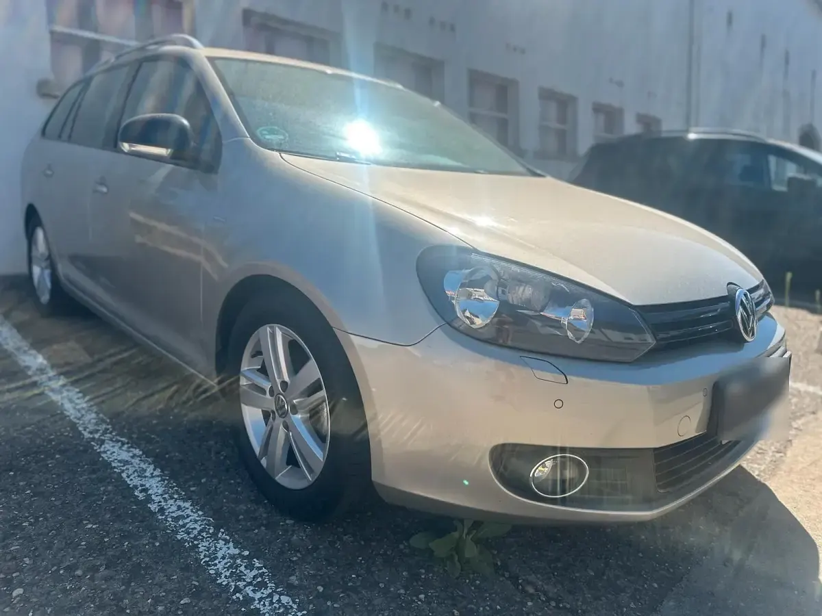 Gebraucht VW Golf VI 118 PS (86 kW) 2013 Grau Kombi