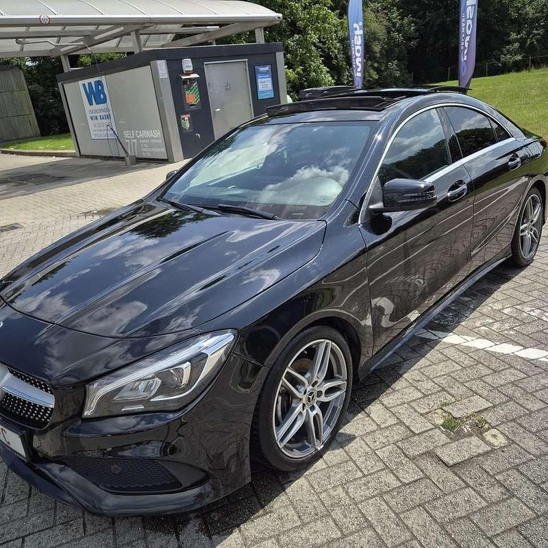 Gebraucht 2019 Mercedes CLA220 AMG line Limousine | 24.250 € (Superpreis) - Bild 1/4